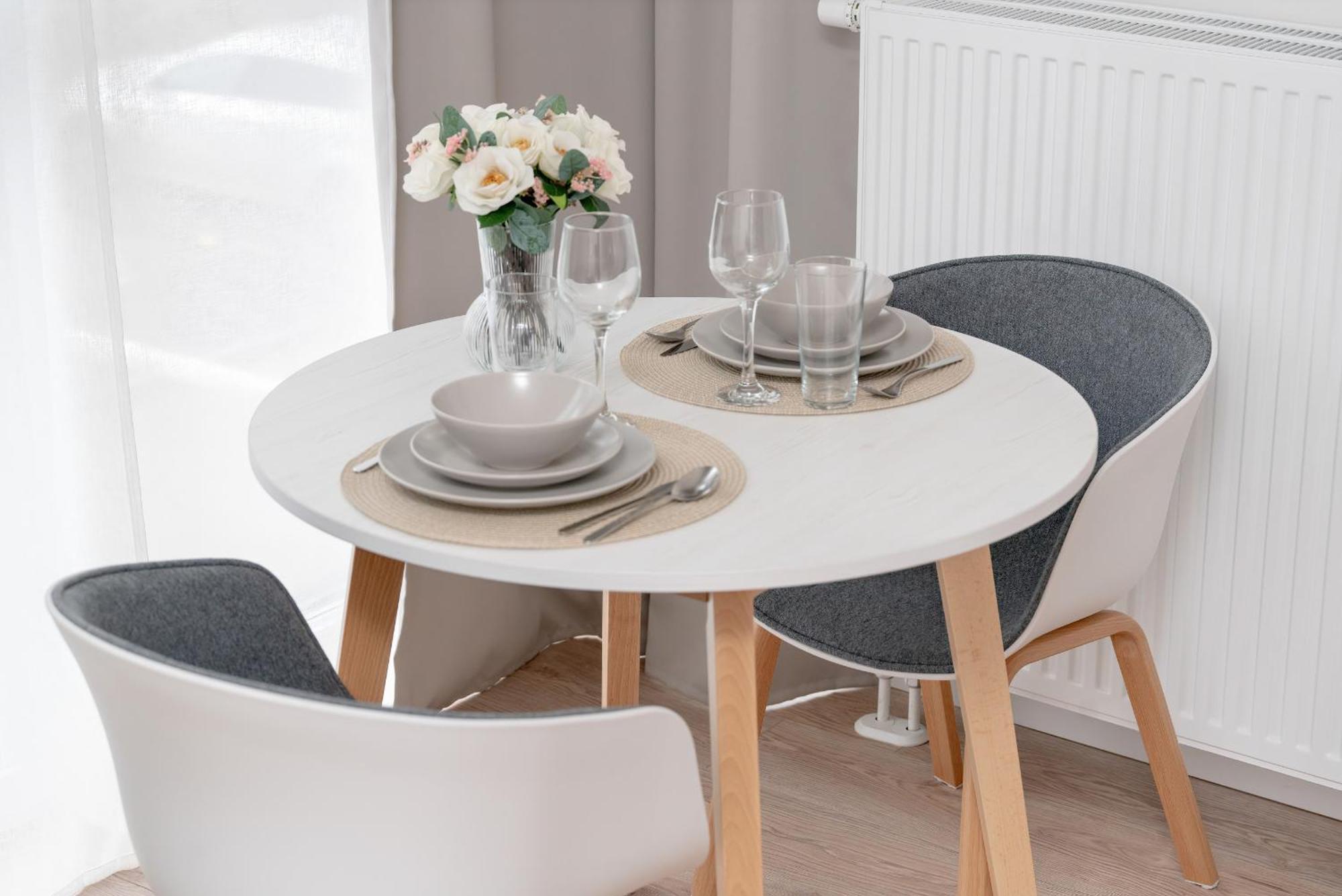 Minimalist Studios Wojciechowskiego With Parking In Poznan By Noclegi Renters 외부 사진
